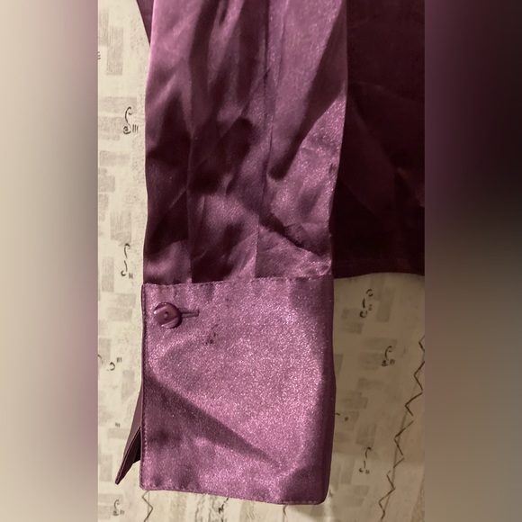 Ladies Size Medium Kathy Lee Collection Silk Button Down Dress Shirt - Picture 3 of 15